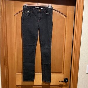 Stylish Black Skinny Jeans by Chicology